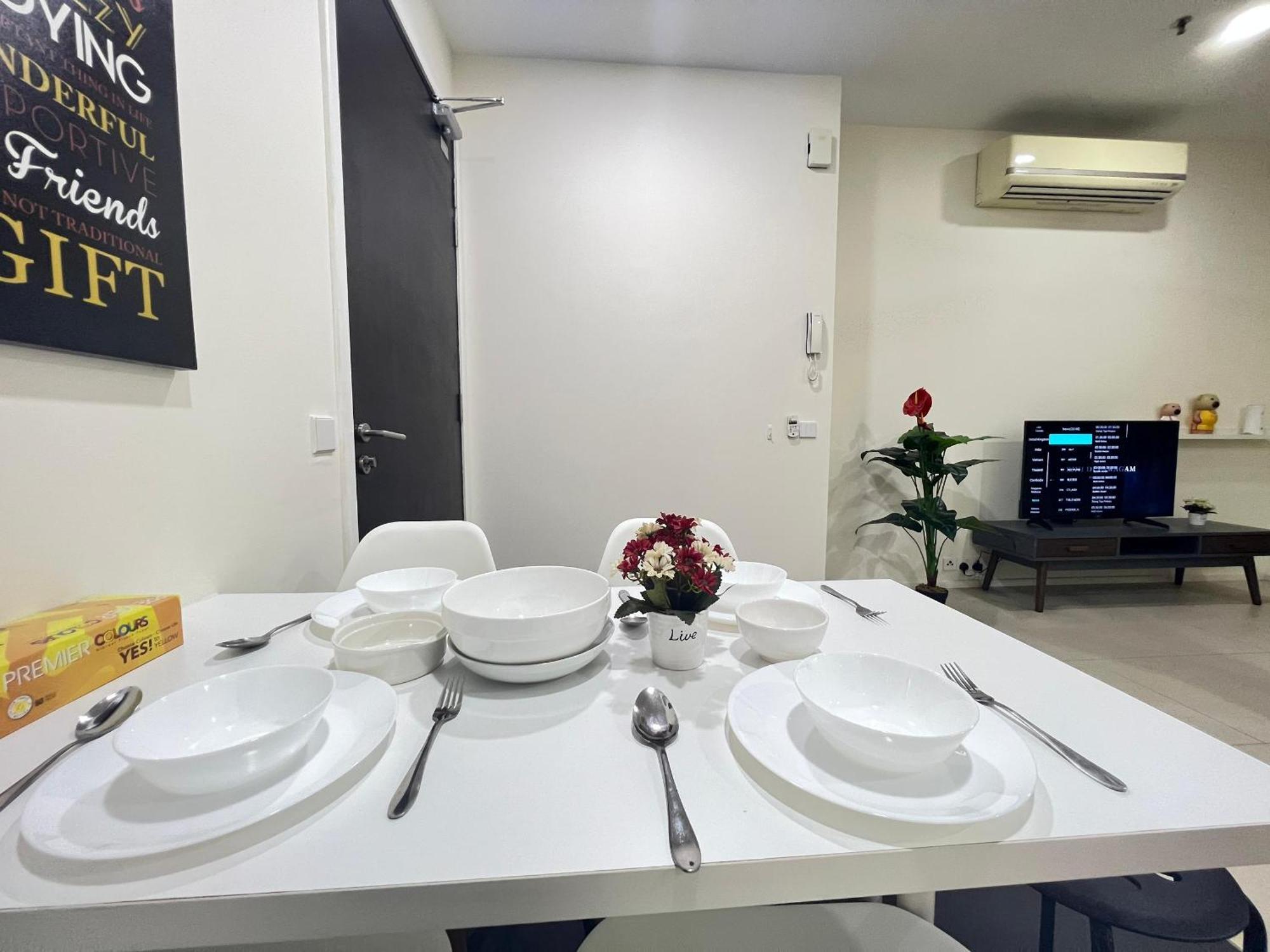 Arcoris, Mont Kiara By Mk Home กัวลาลัมเปอร์ ภายนอก รูปภาพ